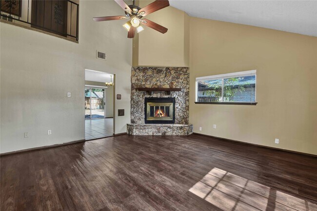 Photo - 3115 River Valley Dr