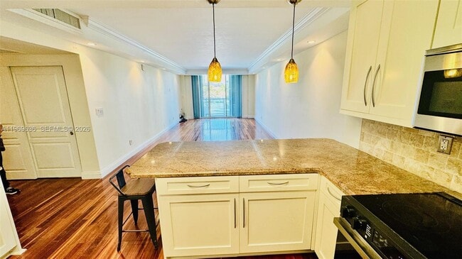 Photo - 19390 Collins Ave Unit 307