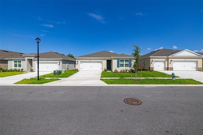 2893 House Finch Rd