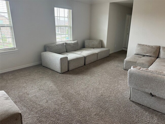 Photo - 10101 Sunnyview Ln