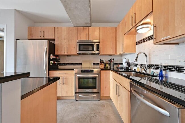 Photo - 800 Brazos St Unit 1004