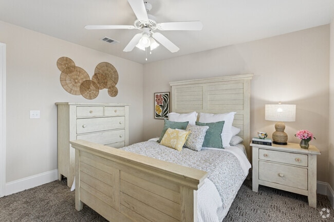 2BR, 2BA - 1,350SF - Second Bedroom