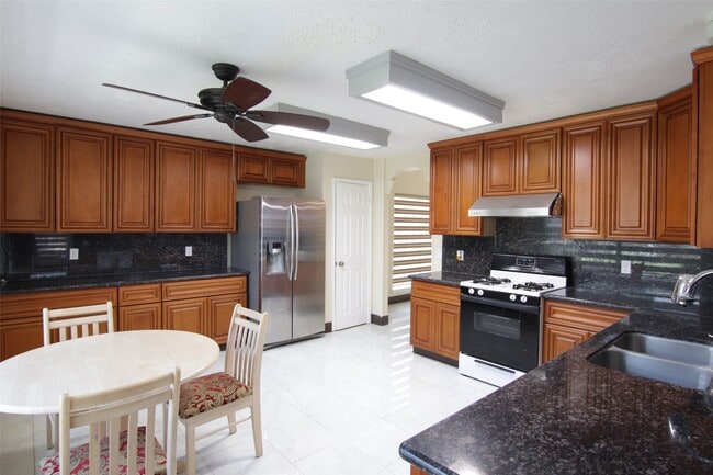 Photo - 12430 Brook Meadows Ln