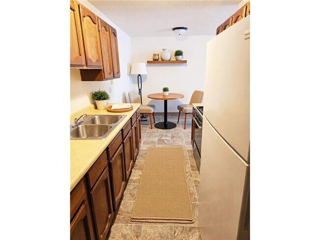 Photo - 528 N Grant St Unit 206