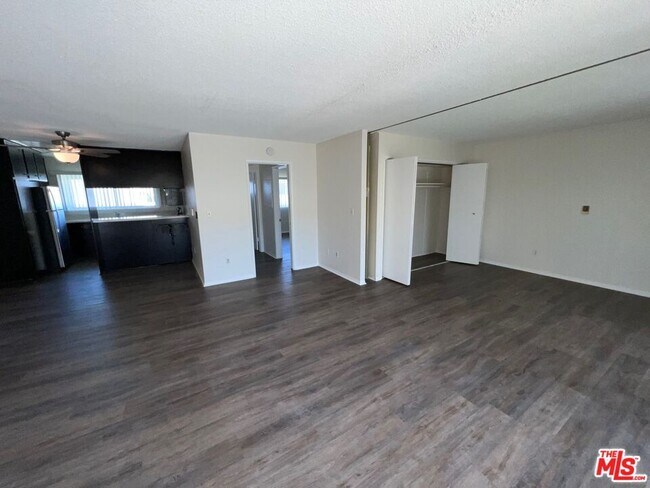 Photo - 1745 Maple Ave Unit 64