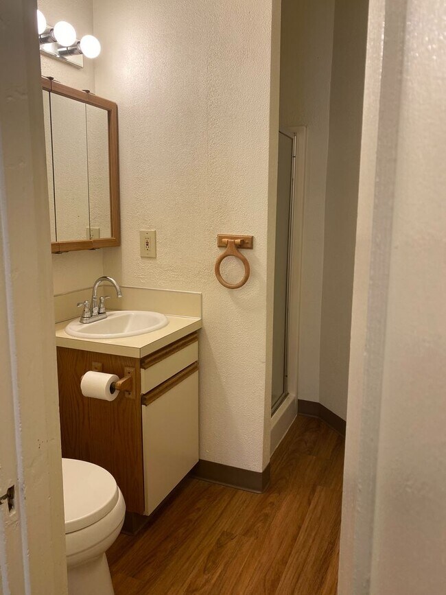 Photo - 241 High St NE Unit #3