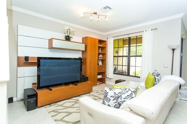 Photo - 10426 Wellington Parc Dr