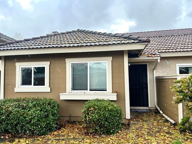 Ground Floor Unit in Santee! - Ground Floor Unit in Santee! Unidad D