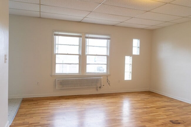 Photo - Finally, a Place That’s All Yours — Cozy Downtown 1bd/1bth Awaits! Unit 202W