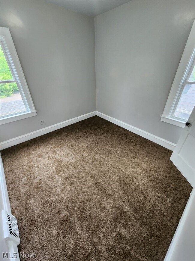 Photo - 2200 W 104th St Unit Upper