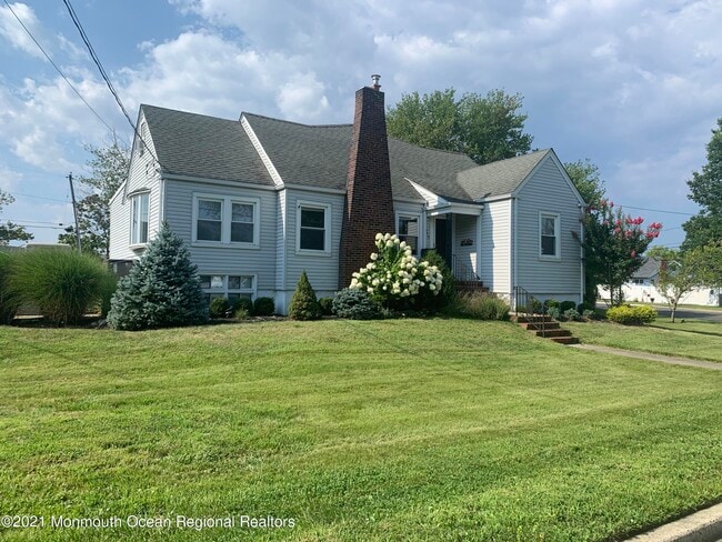 Photo - 245 Monmouth Blvd