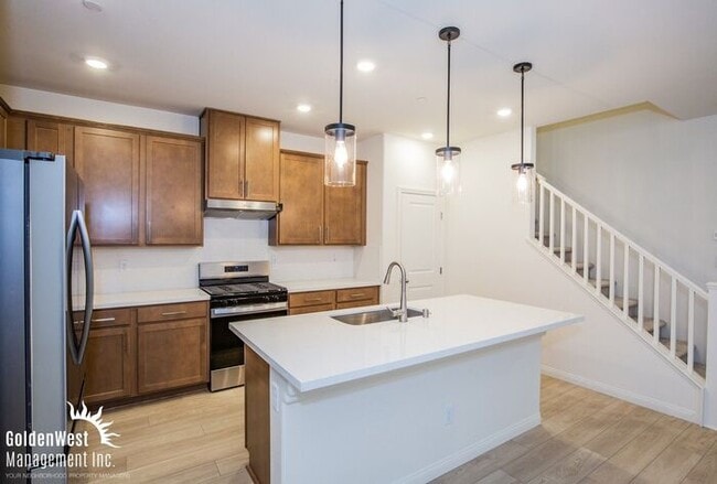 Photo - Newly built 3Bdm 2.5Ba Townhome in Summerlin!