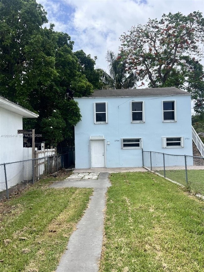 Building Photo - 1754 NW 45th St Unit 1754