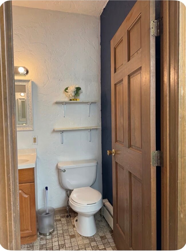 Photo - 41 Hollywood St. Unidad Apt 2