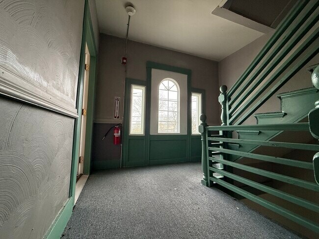 Photo - 342 Broadway Unit C