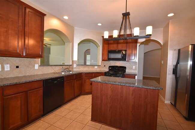 Photo - 7927 Cardinal Landing Ln