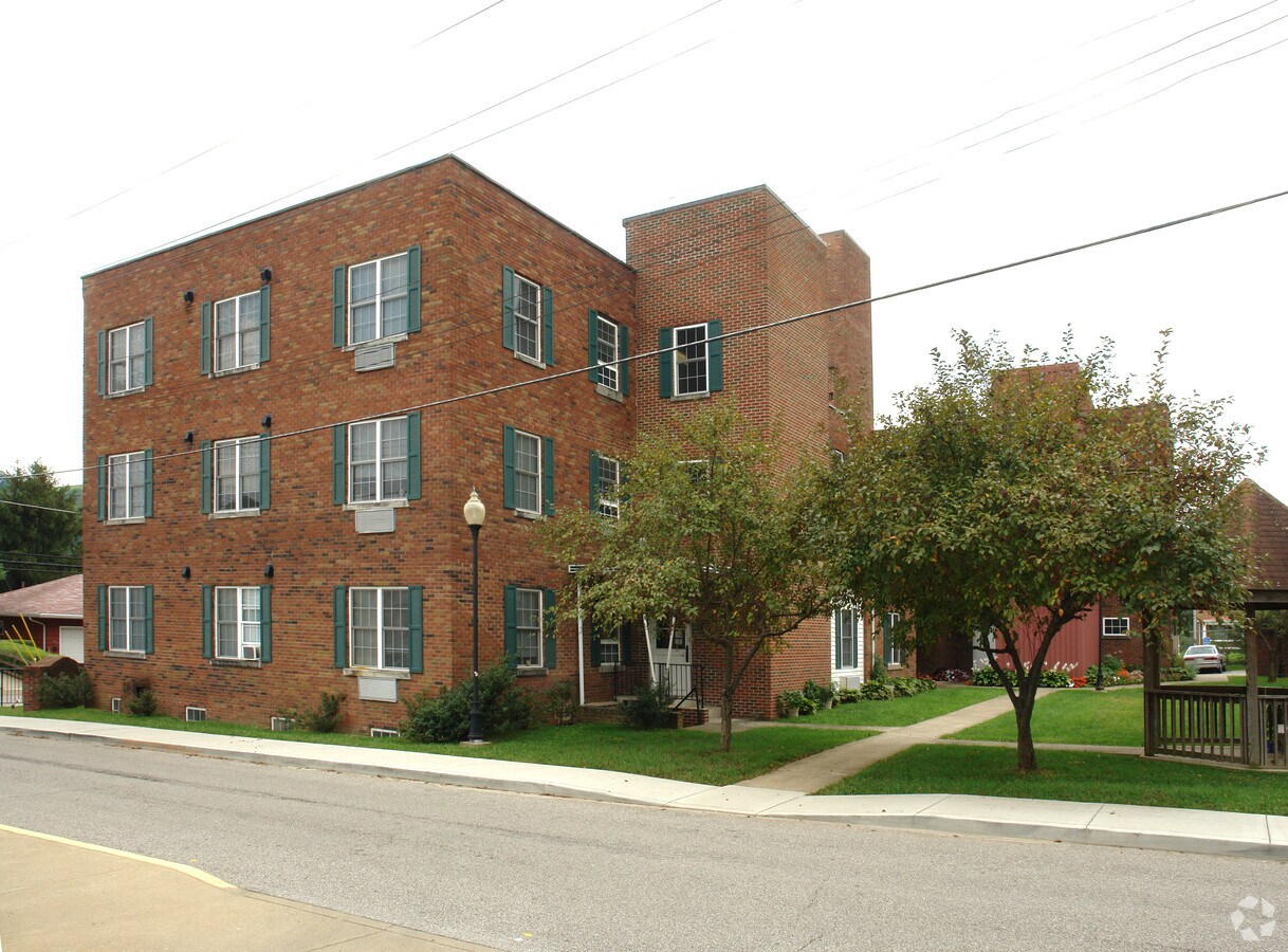 Photo - Hart House Apartments