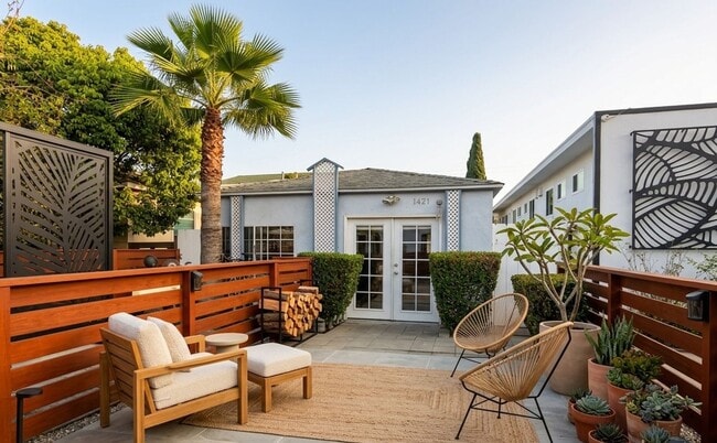 Building Photo - 1421 Grand Ave Unit 1421 Grand Avenue