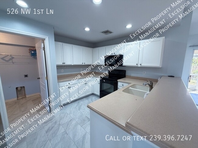 Photo - 526 NW 1st Ln