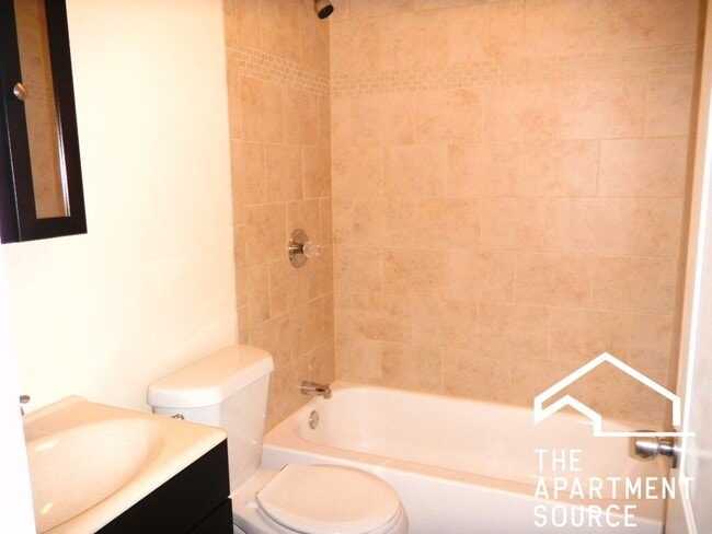 Photo - 696 Elm Pl Unit 200