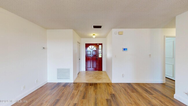 Photo - 111 Lobelia Rd