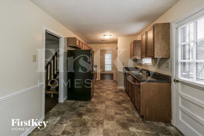 Photo - 6347 Scarletcrest Ln