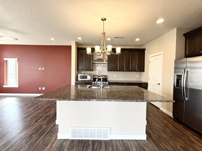 Photo - 65 N Rio Grand Ave