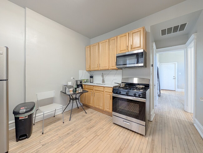 Photo - 2838 W Roosevelt Rd