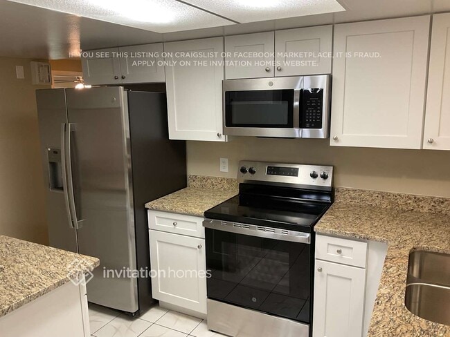 Photo - 10744 119th St