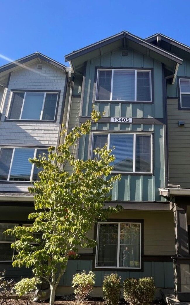 Photo - 3bd/3.5ba Bothell Townhouse