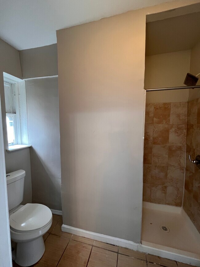 Photo - 486 Kennedy Blvd Unit 7
