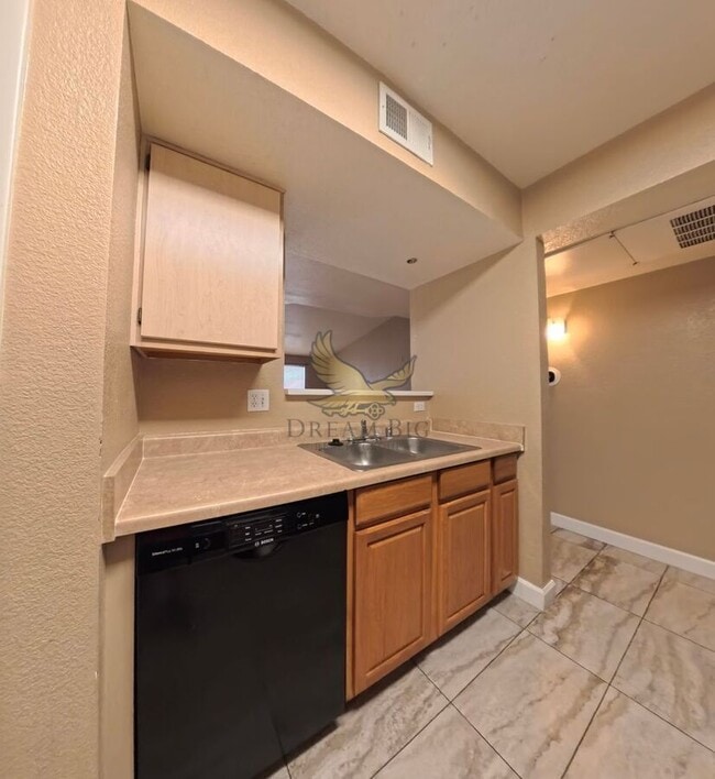 Photo - 8101 W Flamingo Rd