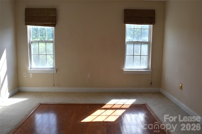 Photo - 6321 Park Creek Dr