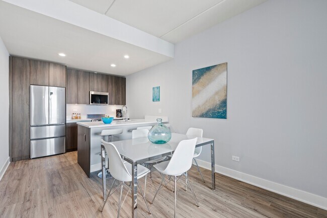 Photo - NEW - Arthurs of Old Town Apartments