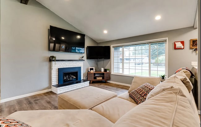 Photo - $500 OFF Move in Costs!!