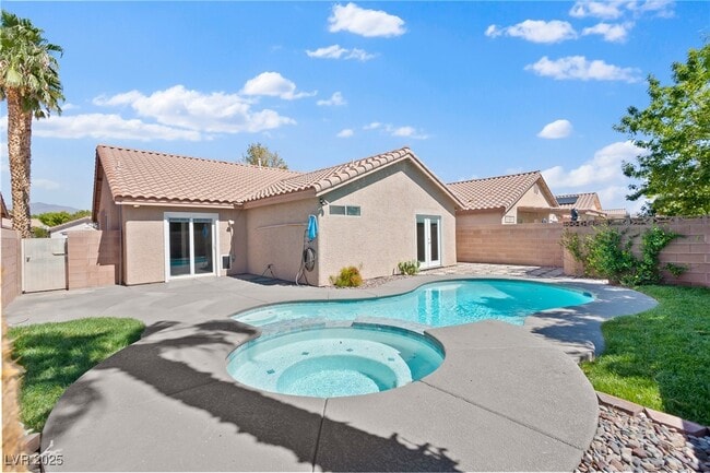 Photo - 2117 Marathon Keys Ave