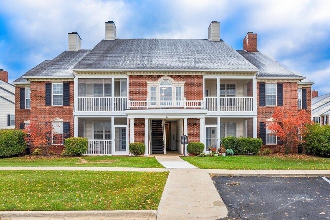 Building Photo - 854 W Summerfield Gln Cir Unit 116 Rental