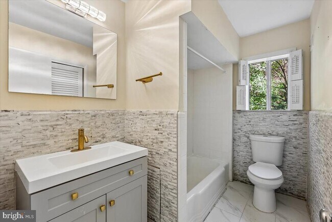 Photo - 5011 Sentinel Dr Unit 61