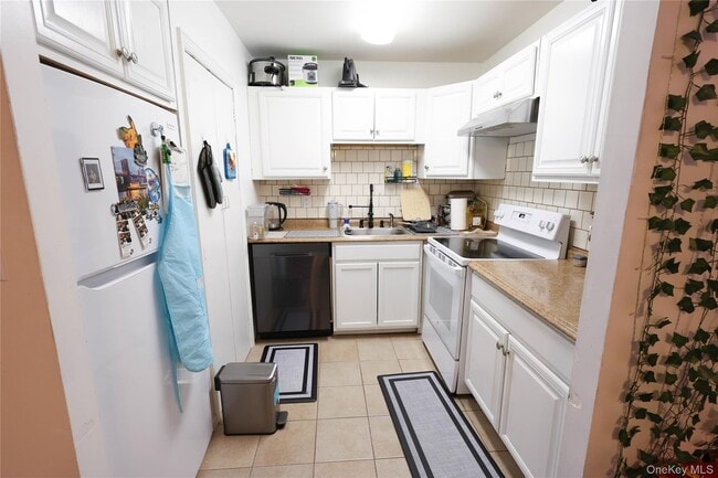 Photo - 3 Saratoga Ct Unit B