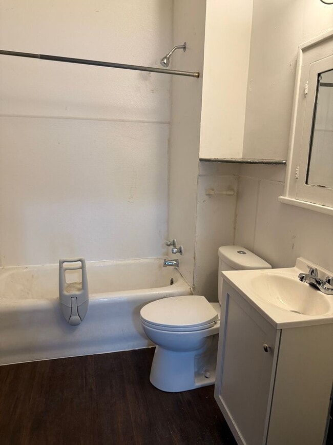 Photo - 2010 N 9th St