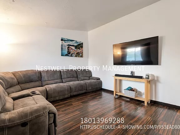 Photo - 8095 Twain Cir