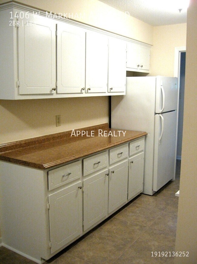 Photo - 1406 W Markham Ave Apt D - Available mid July