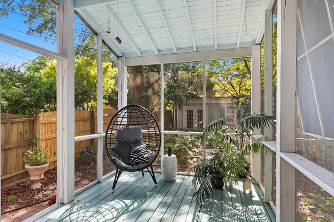 Photo - 3109 W Grace St