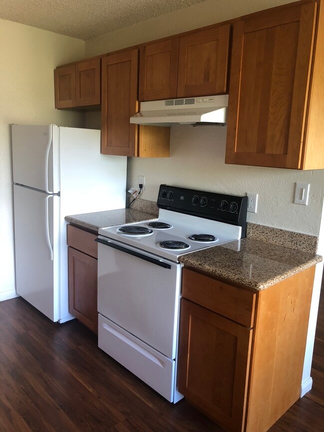21 Alvarado St