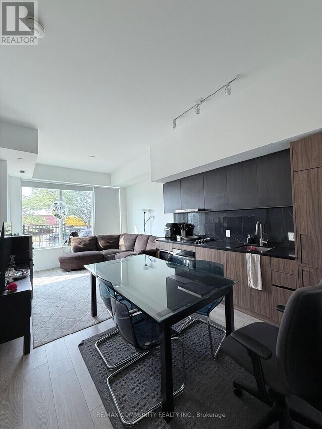 Photo - 1100 Sheppard Ave W Unité 122
