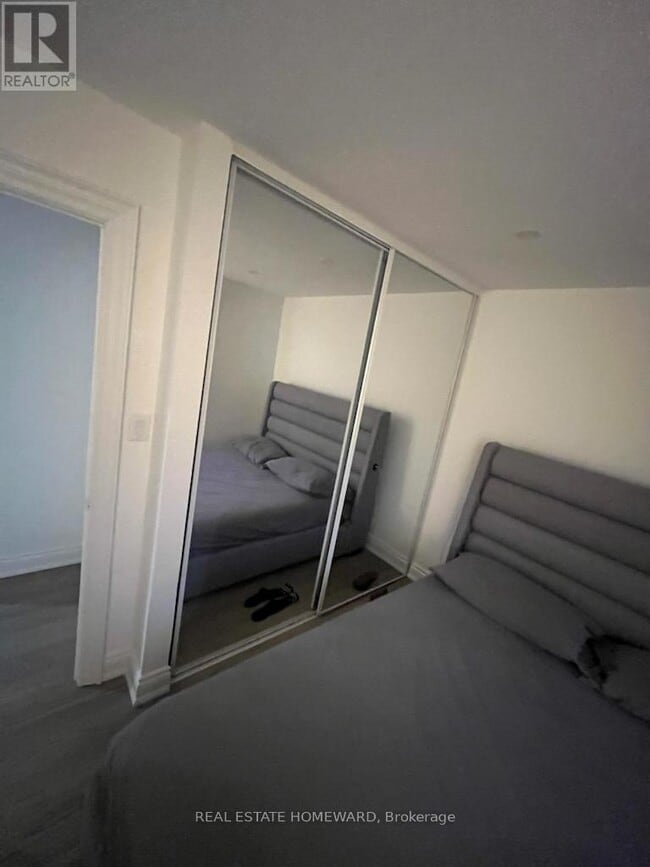 Photo - 932 Elgin St