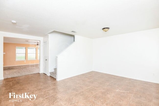 Photo - 324 Bob White Dr