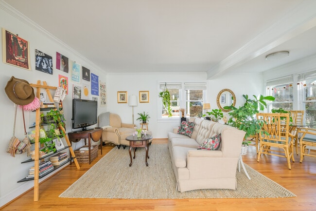 Photo - 306 Horace Mann Ave