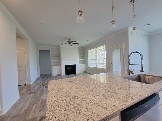 Photo - 1041 N Skyline Lndg Lp
