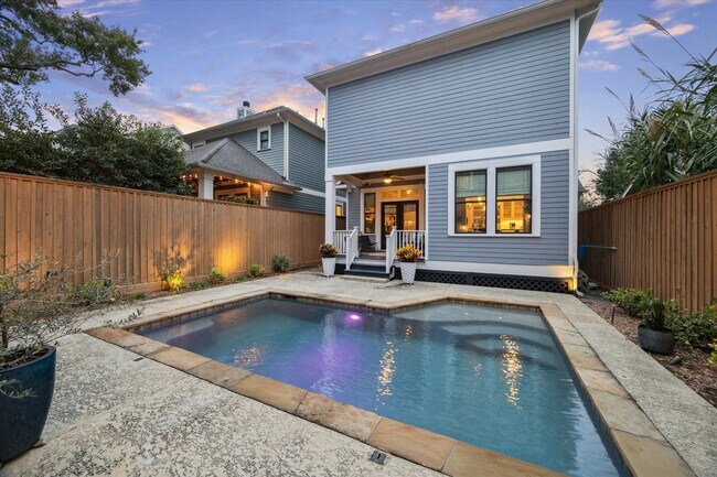 Photo - 1030 Waverly St